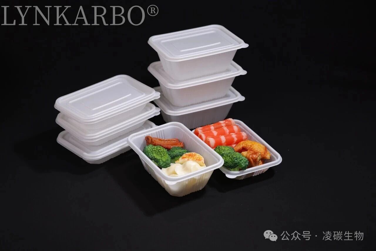 Helt biologiskt nedbrytbar plast inleder nya utvecklingsmöjligheter.